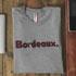 Bordeaux camiseta bordada gratis